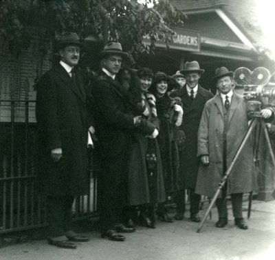 Festa di Mr e Mrs Martin Johnson allo zoo di Londra, ottobre 1920 da Frederick William Bond